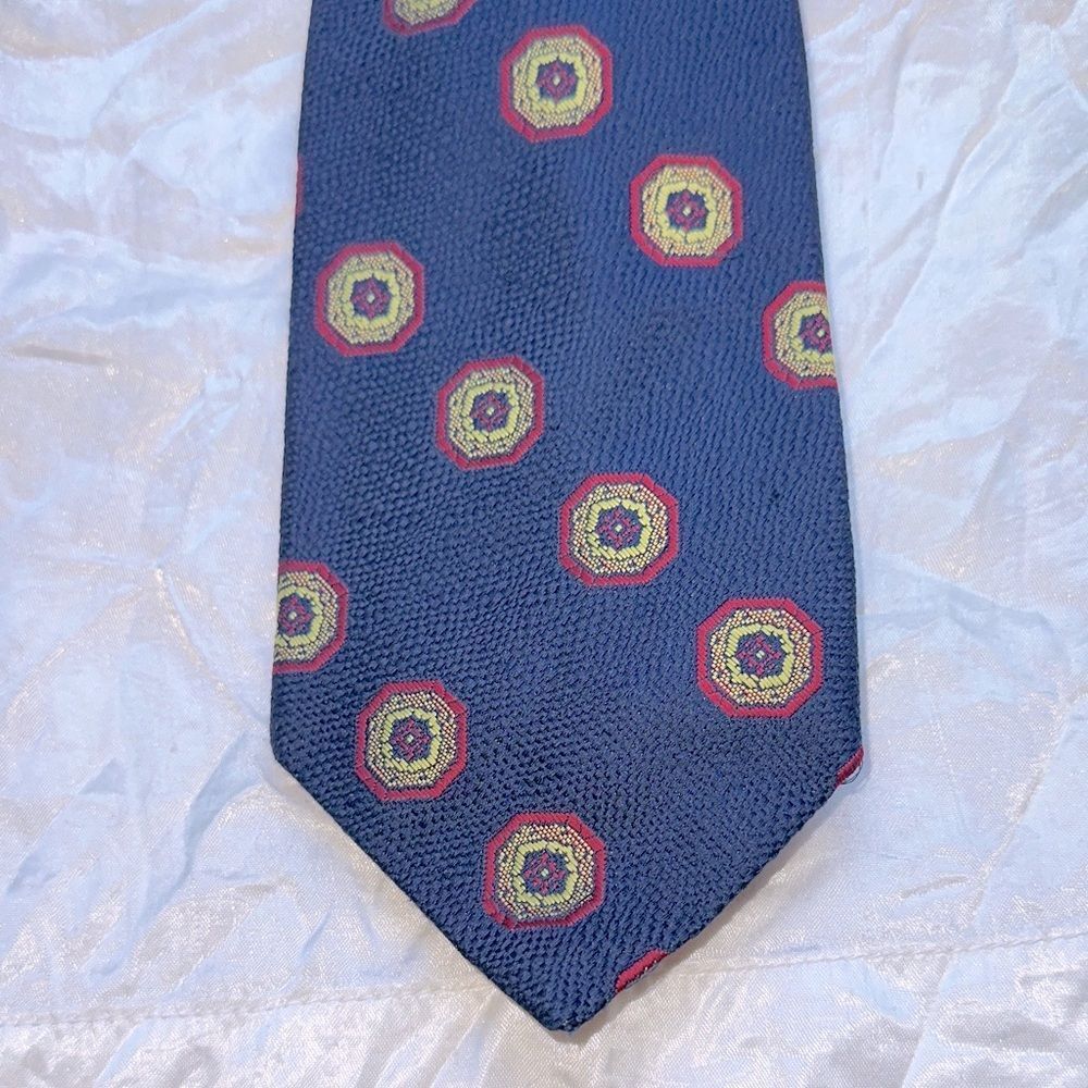 Vintage 70s Leeds Neckwear Ltd Quiana Nylon Wide Navy‎ Blue Tie